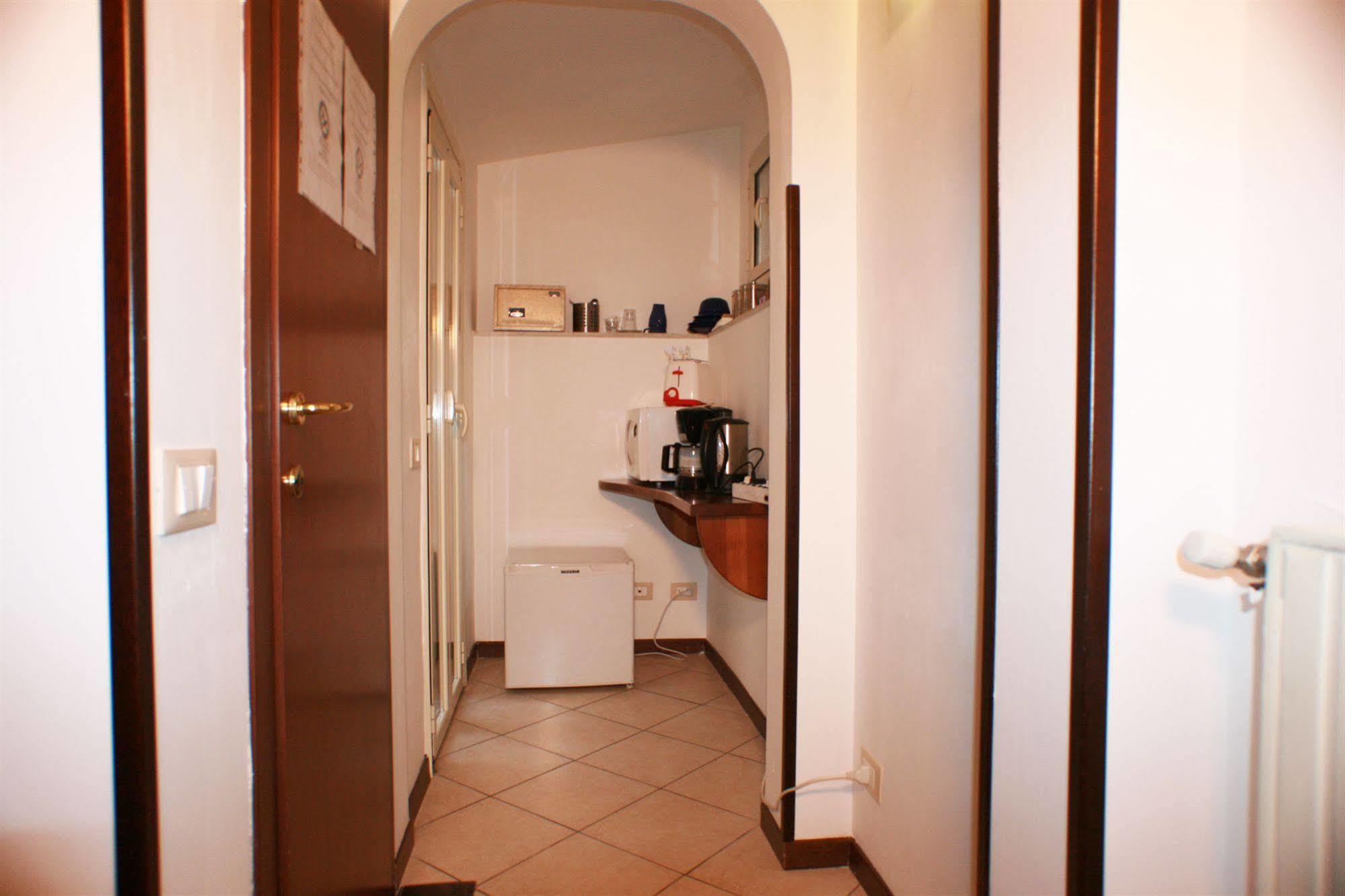 Macao Rooms Roma Exterior foto